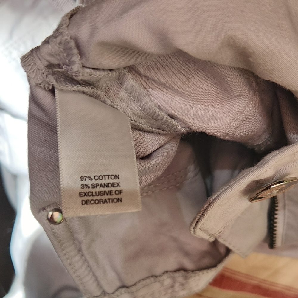 White House Black Market Light Gray Bermuda Shorts - Picture 6 of 12